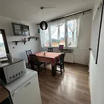 Jungle Style 2 Lockable Bedrooms, 10 Mins To Center, Floor Balcony With View, King-size Bed, High Speed Internet, Coffee